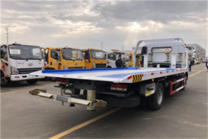 巴马汽车救援补胎