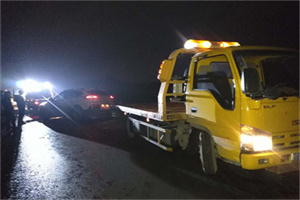 巴马24小时车辆搭电联系电话