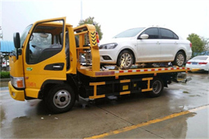 巴马附近拖车救援24小时服务热线